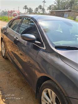 Chrysler 200